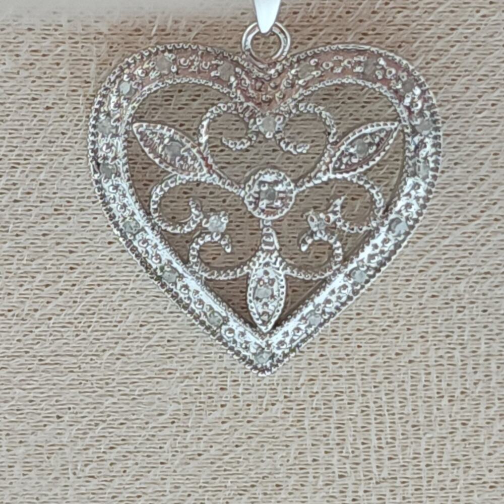 Natural Diamond Heart Necklace 1/8 ct tw Sterling Silver 925 18"